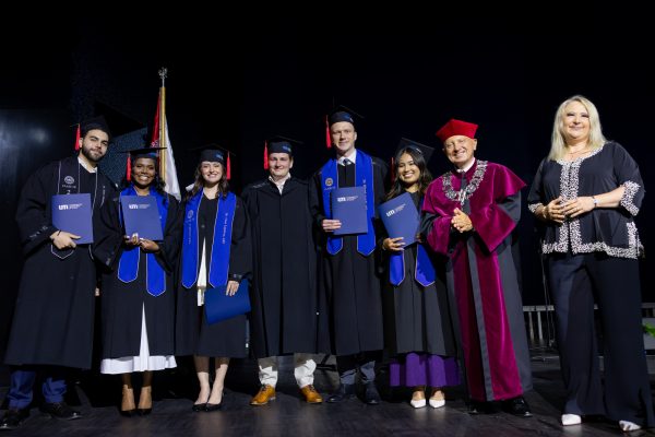 opis - English Division Graduation Ceremony 2025