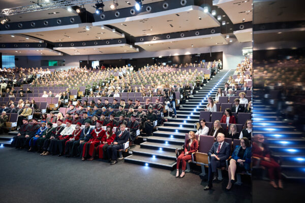 MEDICAL UNIVERSITY OF LODZ MARKS THE START OF THE NEW ACADEMIC YEAR 11