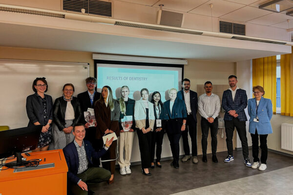 INTERNATIONAL EDITION OF JUVENES PRO MEDICINA CONFERENCE AT TEACHING 21