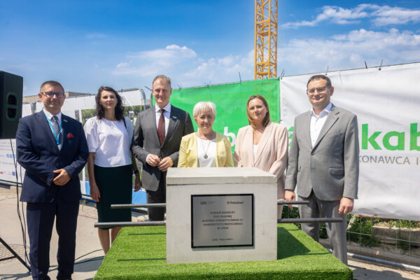 the foundation act and the laying of the cornerstone for the construction of the U1 24